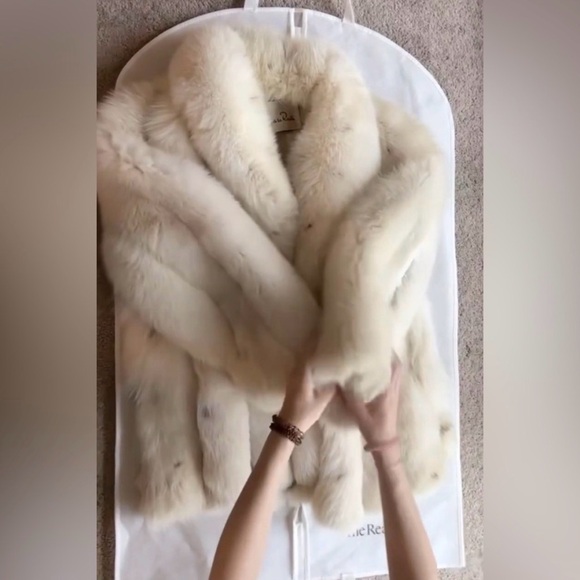 Oscar de la Renta Spotted fox coat - Picture 2 of 4